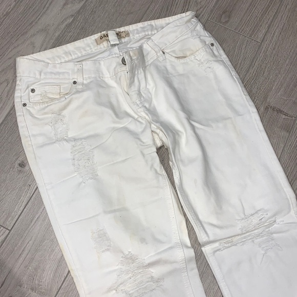 Garage White Ripped Jeans Size 5 - Picture 2 of 6